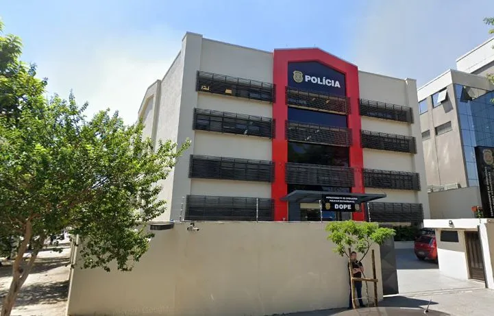 Fachada do DOPE, Barra Funda