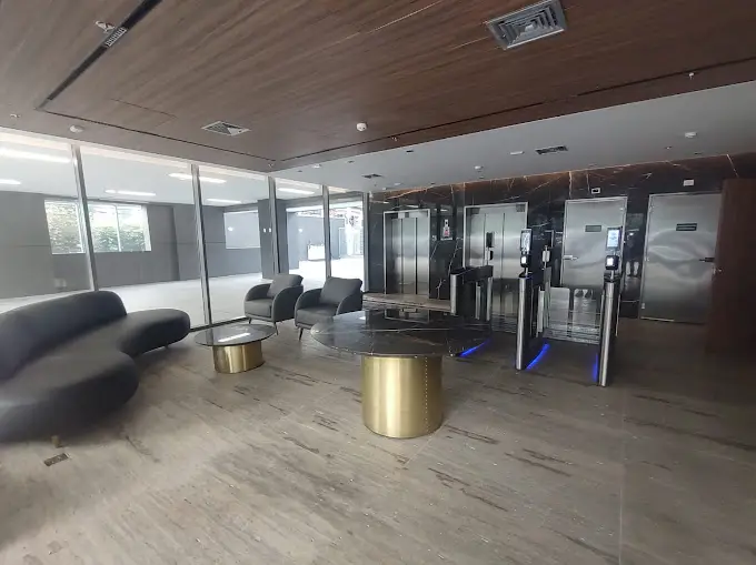Hall de entrada — JT Jockey, Jardim Paulistano