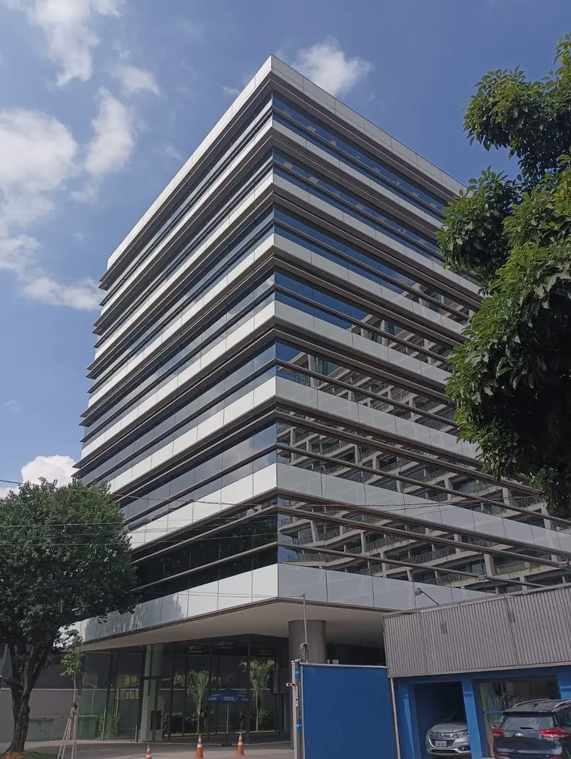 Fachada — Eucaliptos Office, Moema