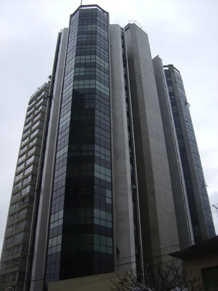 Fachada do Centro Médico Peixoto Gomide, Bela Vista