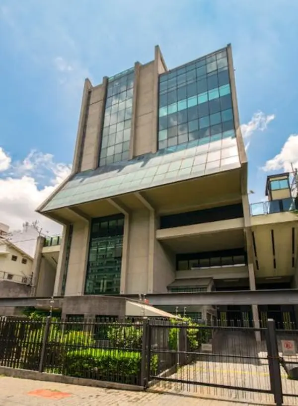 Fachada — H. Stern, Cerqueira César