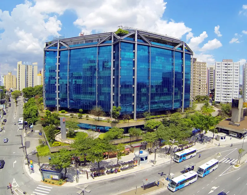 Fachada do CEA - Centro Empresarial do Aço - Torre B, Jabaquara