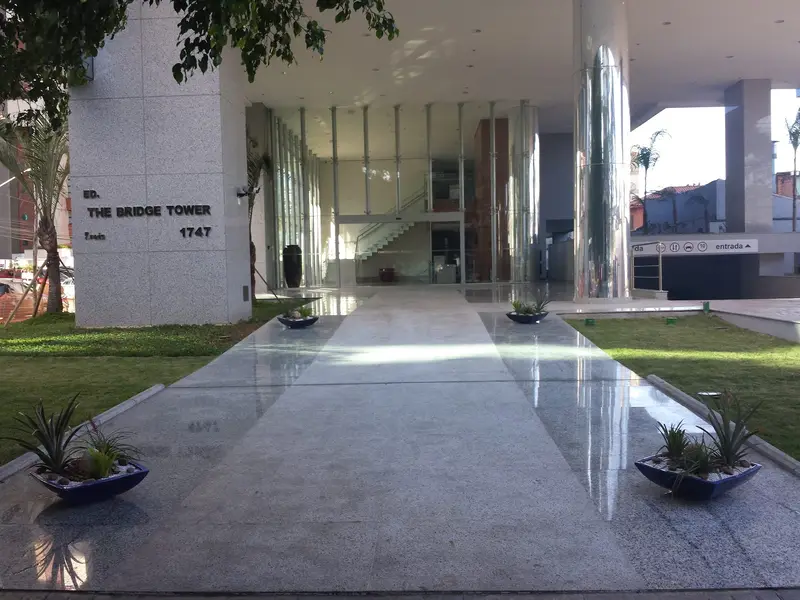 Foto — The Bridge Tower, Cidade Monções