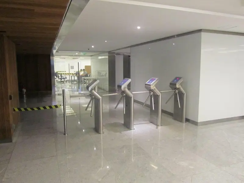 Hall de entrada — Olivetti, Bela Vista