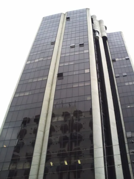 Fachada do Maximum Service Center, Moema