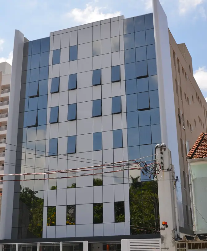 Fachada — Condomínio Platinum Office, Casa Verde
