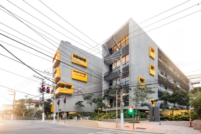 Foto do Une, Alto de Pinheiros