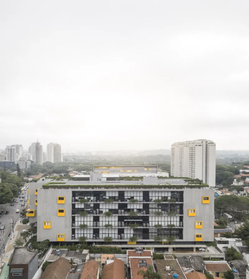 Foto do Une, Alto de Pinheiros