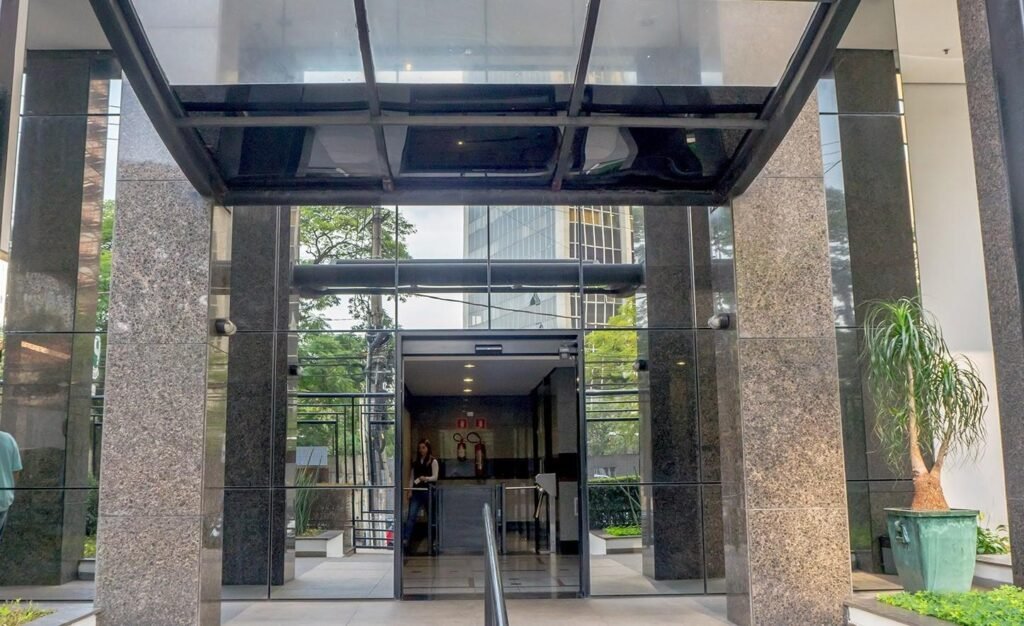 Manoel Tabacow Hidal – Faria Lima, escritório corporativo — foto 4