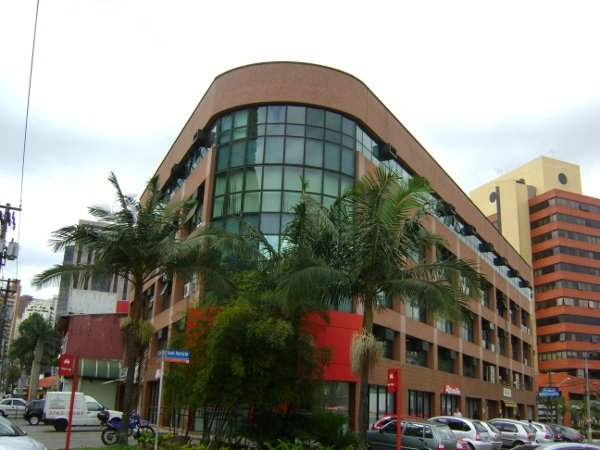 Salute — Av. Dr. Guilherme D. Villares, 1050, Morumbi
