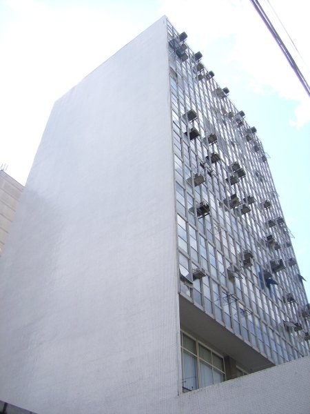 Centro Comercial Luiz Antonio — Av. Brigadeiro Luís Antônio, 2344, Brigadeiro Luís Antônio