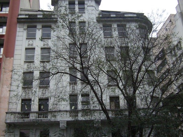 República 242 — Pça. da República, 242, Centro