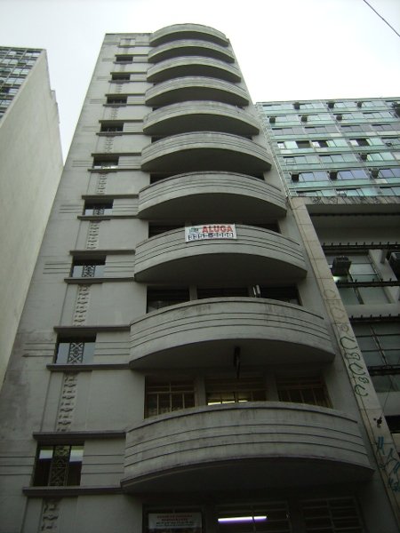 Tuyuty — Rua 24 de Maio, 53, Centro