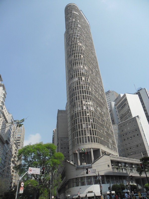Itália - SP — Av. Ipiranga, 344, Centro