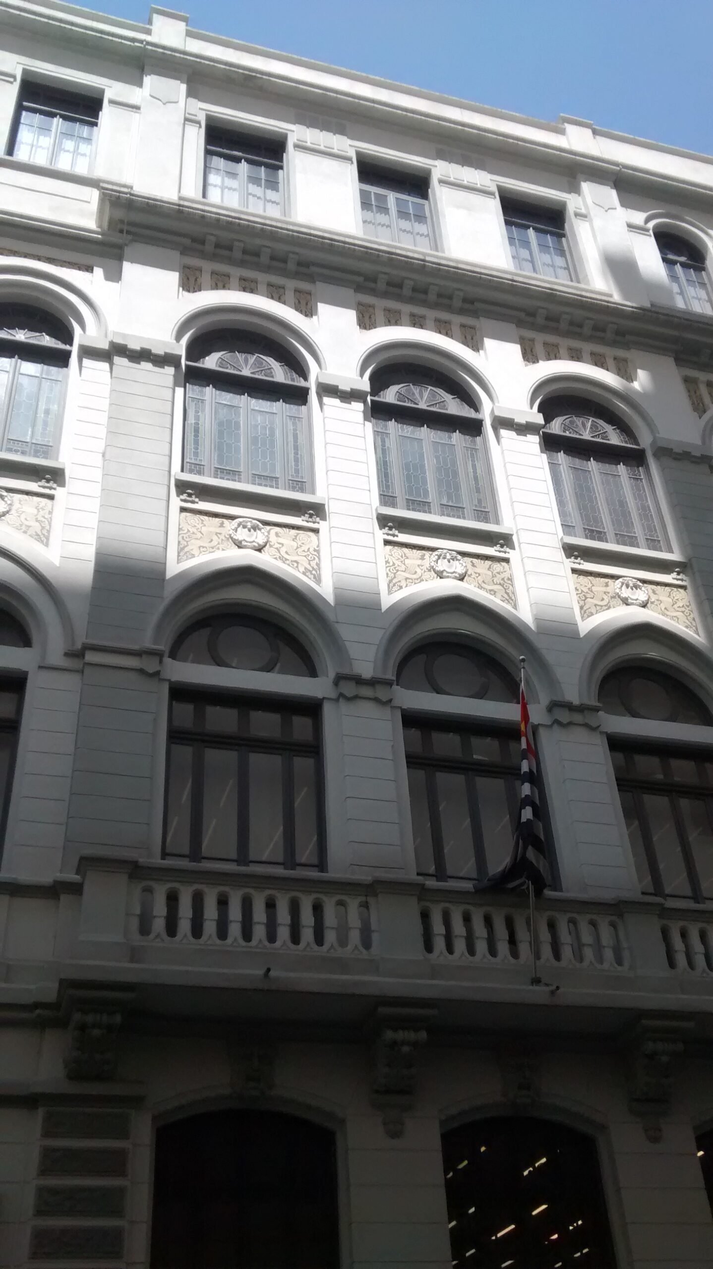 Fachada do Banco Santander em Centro, São Paulo