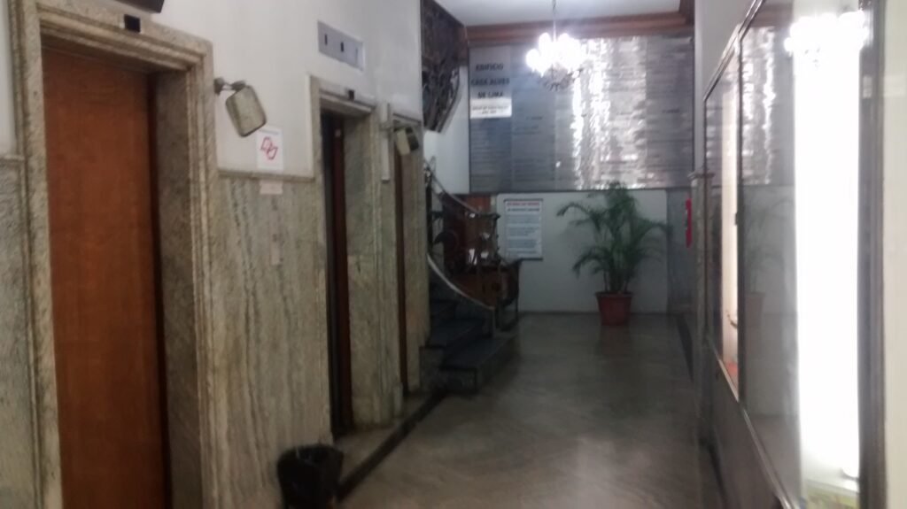 Casa Alves de Lima — Rua Barão de Itapetininga, 50, Centro