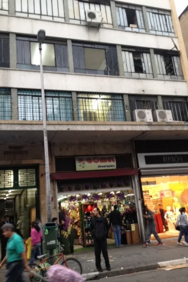 Edifício 25 de Março — Rua 25 de Março, 990, Centro
