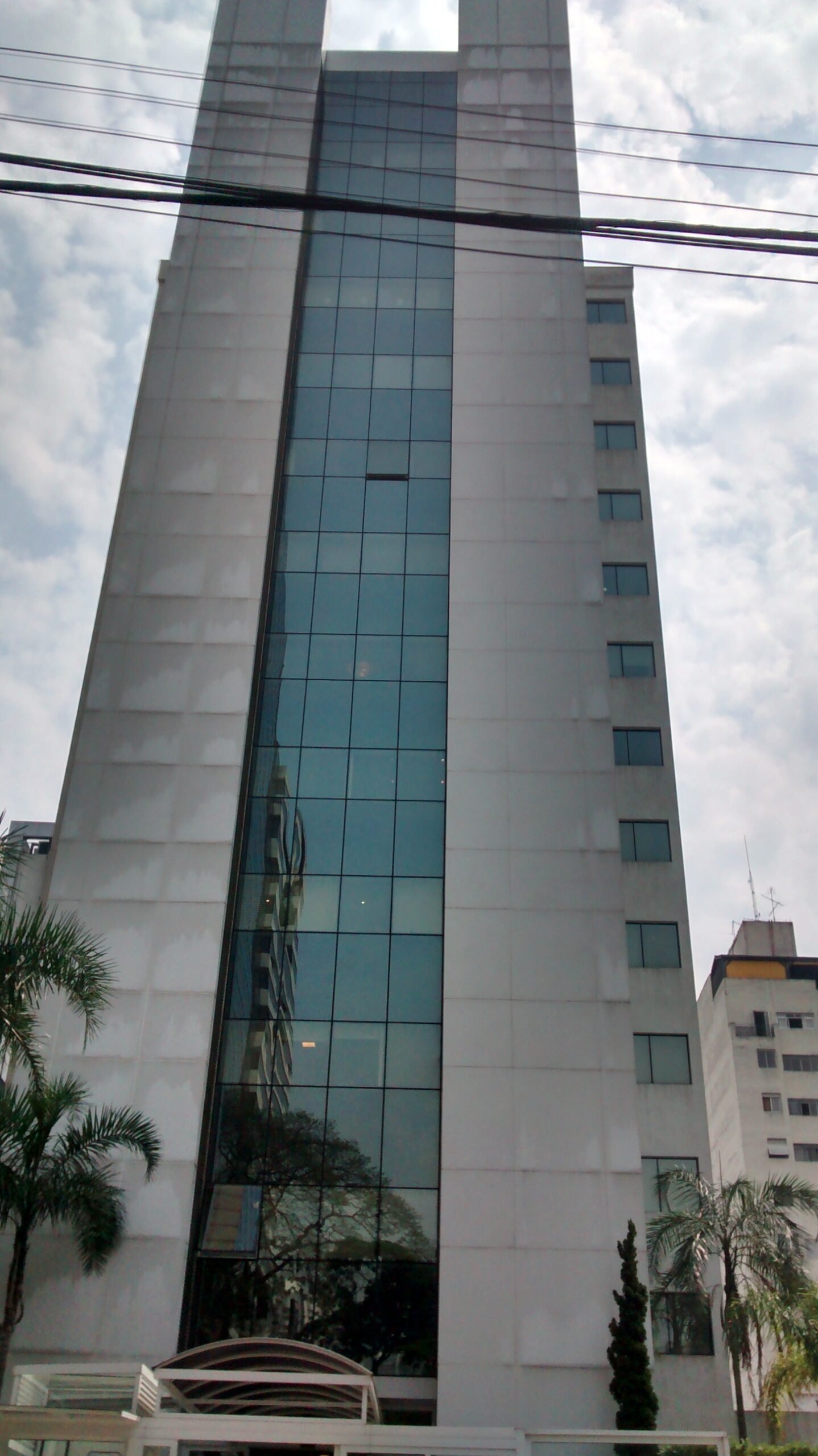 Fachada do Health Center em Bela Vista, São Paulo