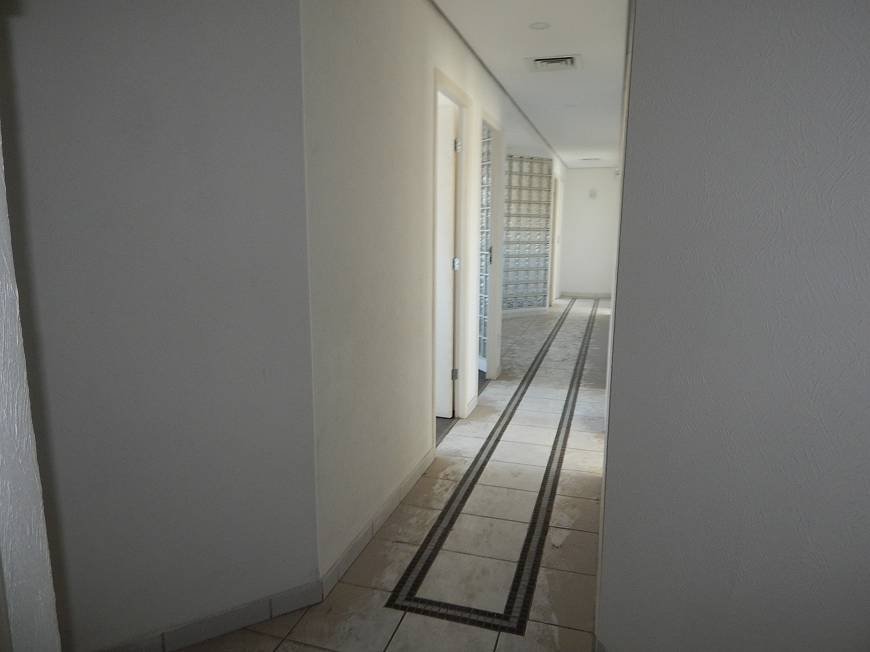 Pacaembu Offices — Rua Dr. Candido Espinheira, 396, Leopoldina