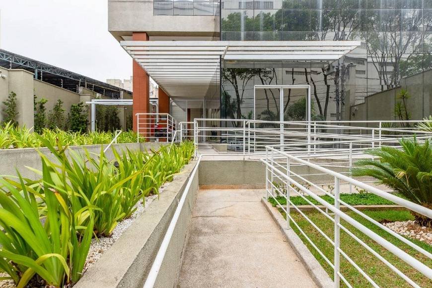 Fachada do Tucuruvi Office Station, São Paulo