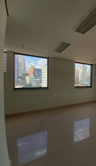 Fachada do Metropolitan Tower em Santana, São Paulo