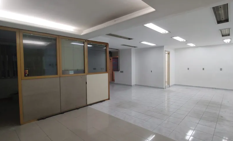 Comercial 5ª Avenida — Av. Paulista, 726, Paulista