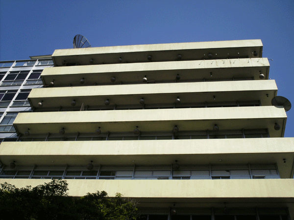 Folha De Manhã — Alameda Barão de Limeira, 425, Santa Cecília