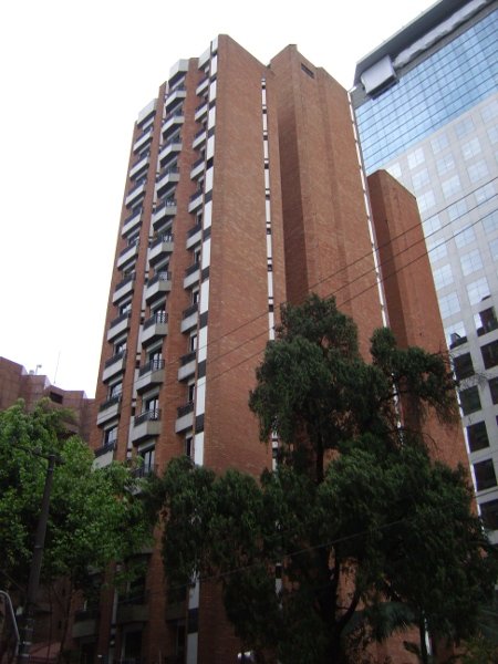 Paulista First Class Off — Al. Joaquim Eugênio de Lima, 598, Santos