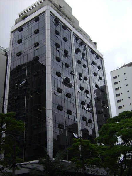 Jurupis Office Building — Al. dos Jurupis, 657, Moema