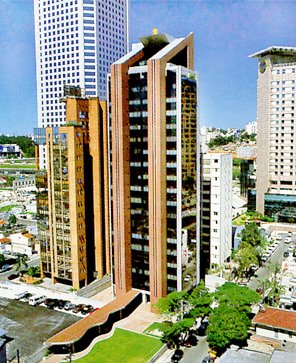 Presidente Arthur Bernardes — Avenida Engenheiro Luís Carlos Berrini, 1500, Itaim Bibi
