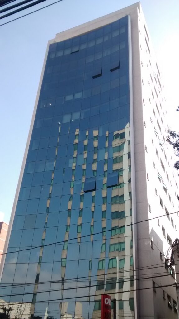 Loefgreen Business Station — Rua Loefgreen, 1304, Vila Mariana