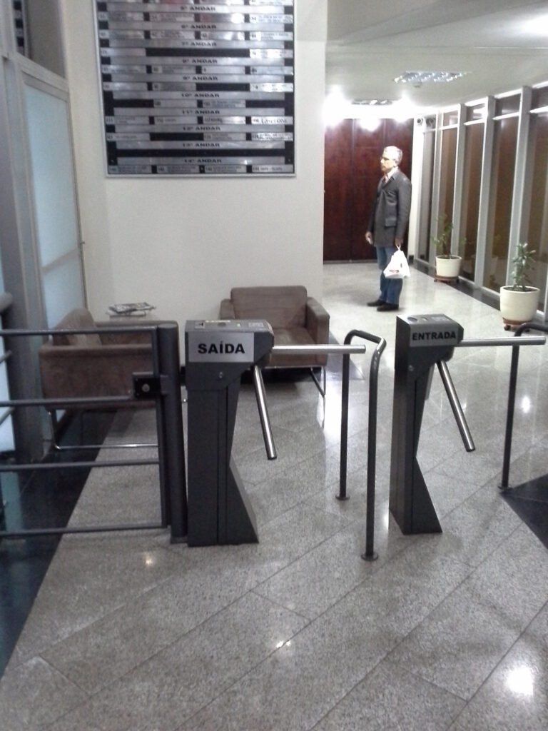 Novo Paraíso — Rua Abílio Soares, 233, Cubatão