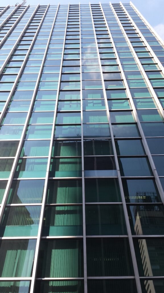 J. Safra — Avenida Paulista, 2150, Bela Vista