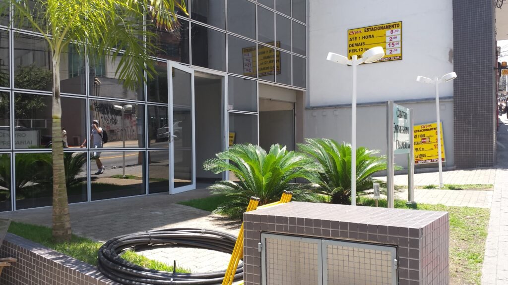Centro Empresarial Paraíso — Avenida Brigadeiro Luís Antônio, 2696, Jardim Paulista