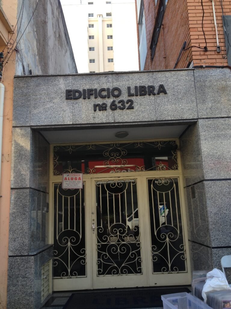Libra — Rua João Cachoeira, 632, Vila Nova Conceição