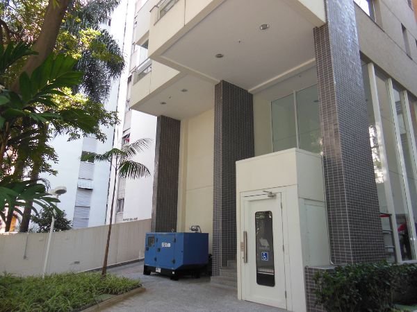 Centro Empresarial Jardim Paulista — Rua Manuel da Nóbrega, 456, Paraíso