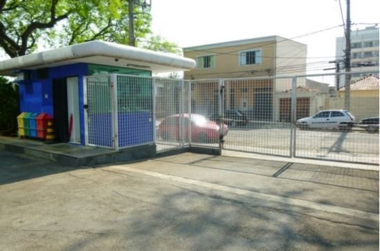Comendador  Assi — Rua Comendador Elías Assi, 137, Caxingui