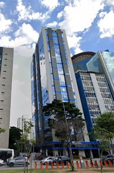 Conselheiro Paranaguá — Avenida Brigadeiro Faria Lima, 1234, Pinheiros