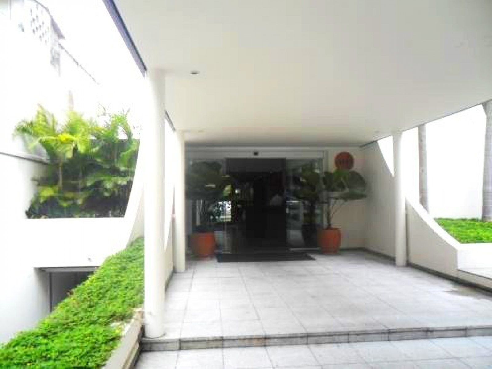 Mont Blanc - 2632 — Av. Angélica, 2632, Angélica