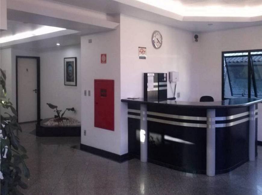 Empresarial Vitória — Rua Prof. Maria José Baroni Fernandes, 701, Zona Norte